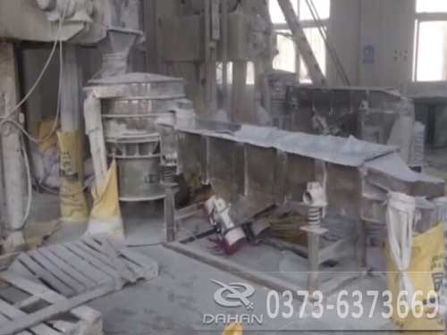 尿素振動(dòng)篩 尿素振動(dòng)篩